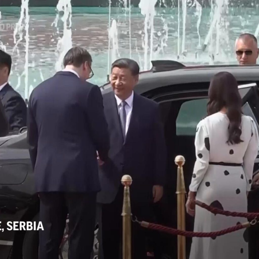 Chinese leader Xi Jinping meets Serbia’s Vucic on the second leg of his Europe tour | AP News