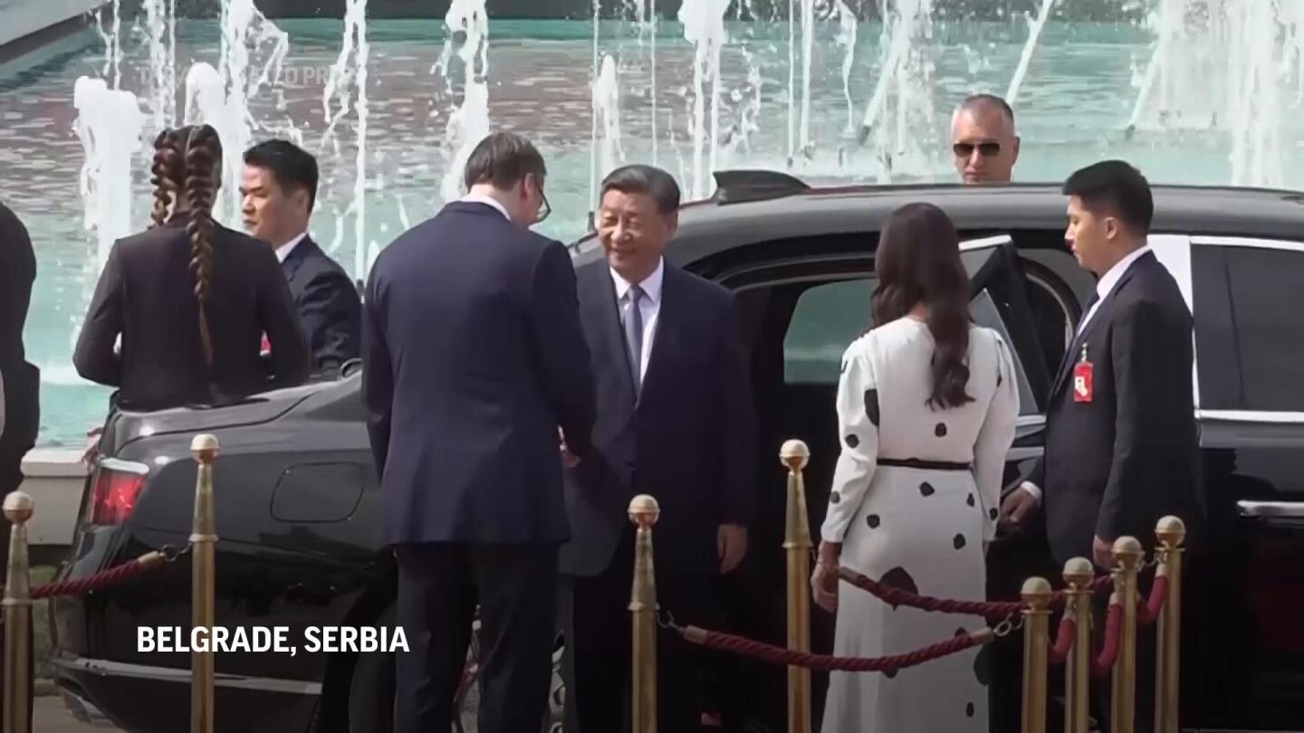 Chinese leader Xi Jinping meets Serbia’s Vucic on the second leg of his Europe tour | AP News