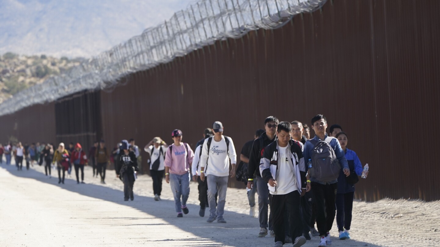 China and US resume cooperation on deportation as Chinese immigrants rush in from southern border