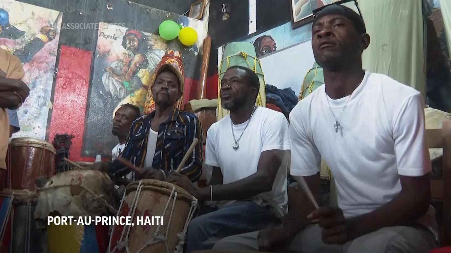 Vodou grows powerful as Haitians seek solace from unrelenting gang violence | AP News