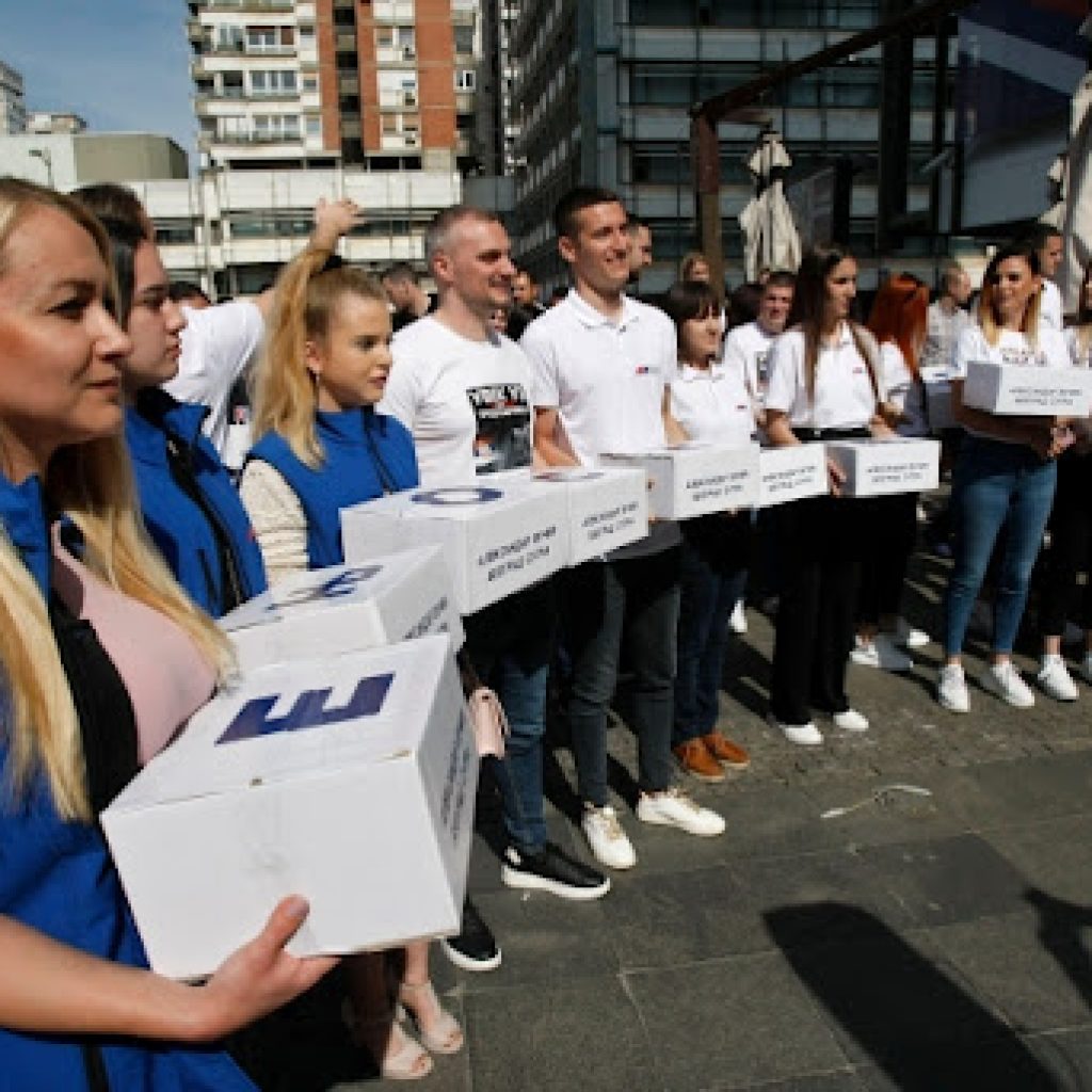 U ponoć istekao rok za predaju izbornih lista, u Beogradu, do sada, proglašeno njih osam