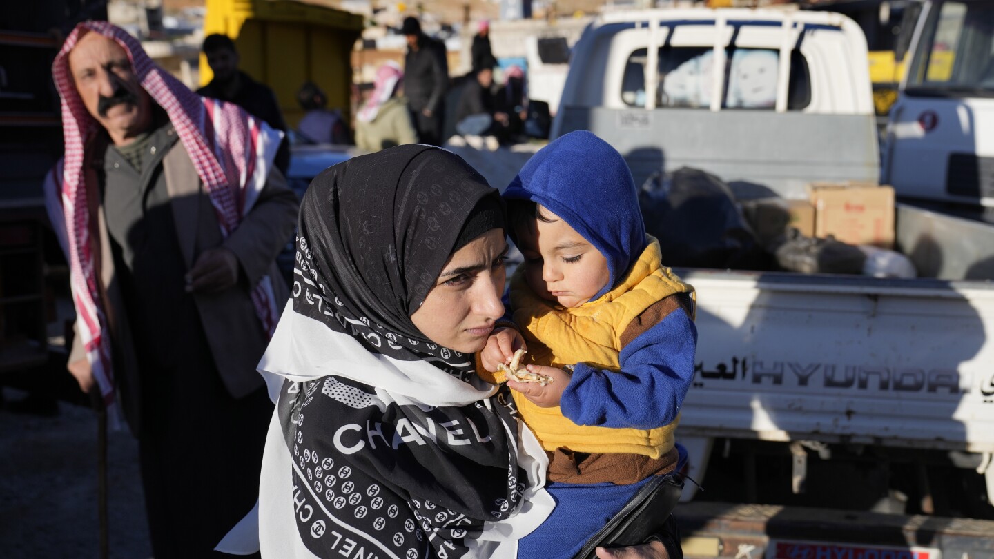 Hundreds of Syrian refugees head home as anti-refugee sentiment surges in Lebanon