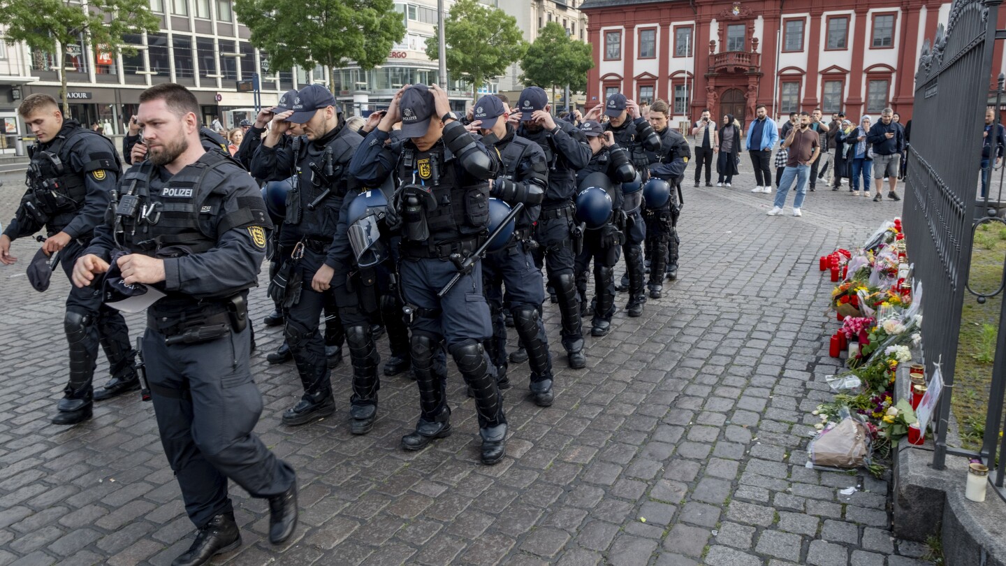 German police officer dies of wounds suffered in knife attack