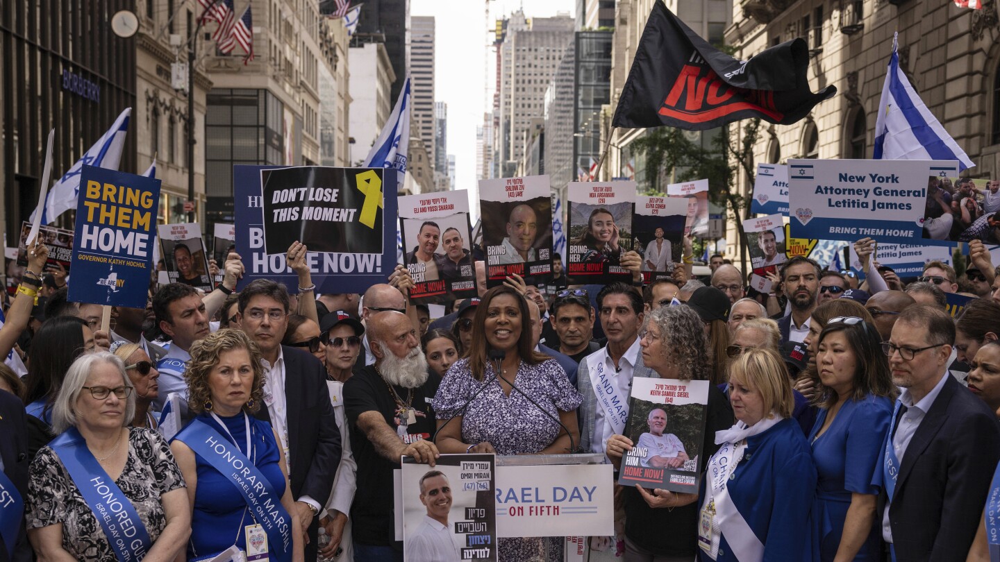 Parade for Israel in NYC focuses on solidarity this year as Gaza war casts a grim shadow
