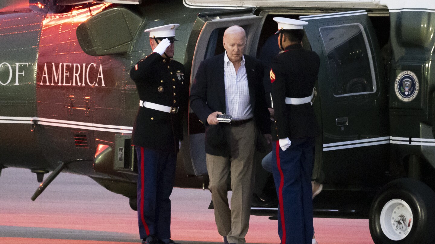 Biden prepares a tough executive order that would shut down asylum after 2,500 migrants arrive a day
