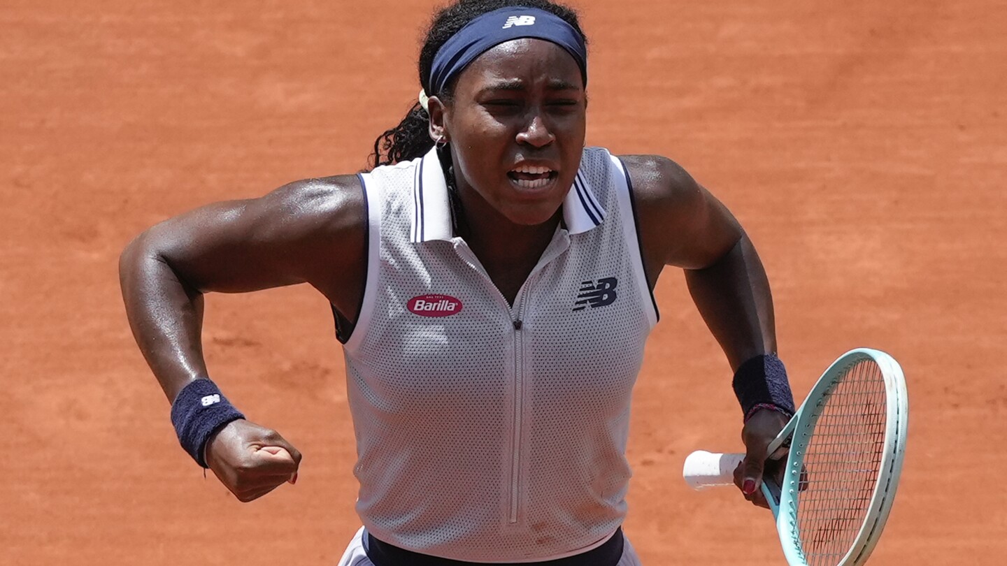 Coco Gauff and defending champion Iga Swiatek will meet in the French Open semifinals