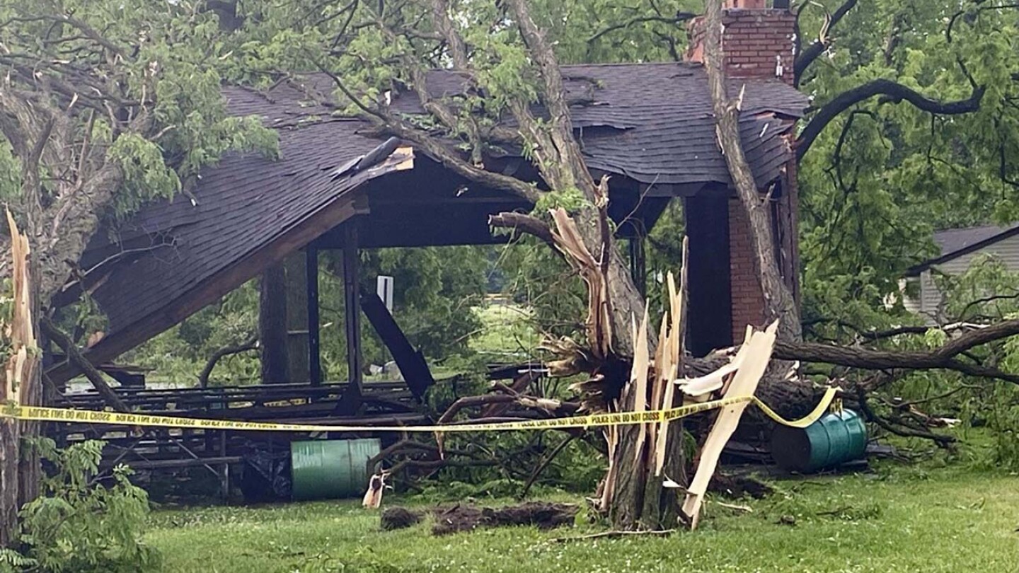 Toddler killed and mother injured during tornado in Detroit suburb
