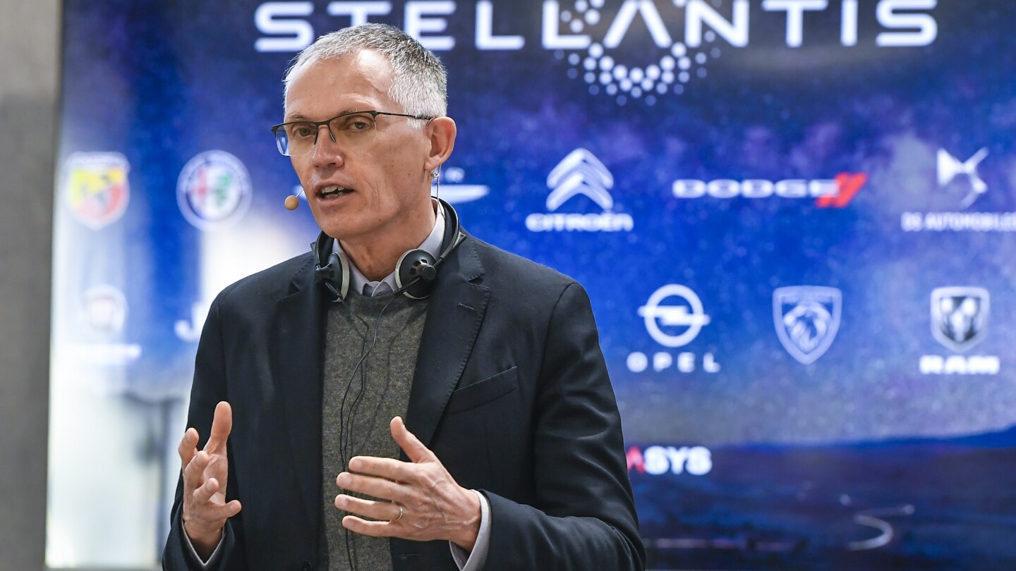 Stellantis CEO cites failures in US operations, ready to compete head-on with Chinese EVs