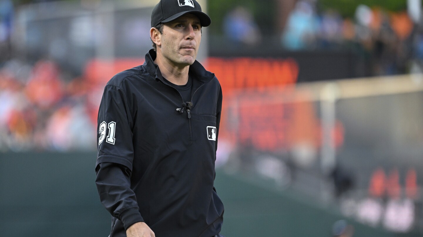 MLB umpire Pat Hoberg appealing discipline following sports betting investigation