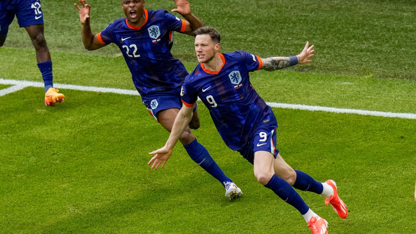 Supersub Wout Weghorst scores late again in Netherlands’ 2-1 win over Poland at Euro 2024