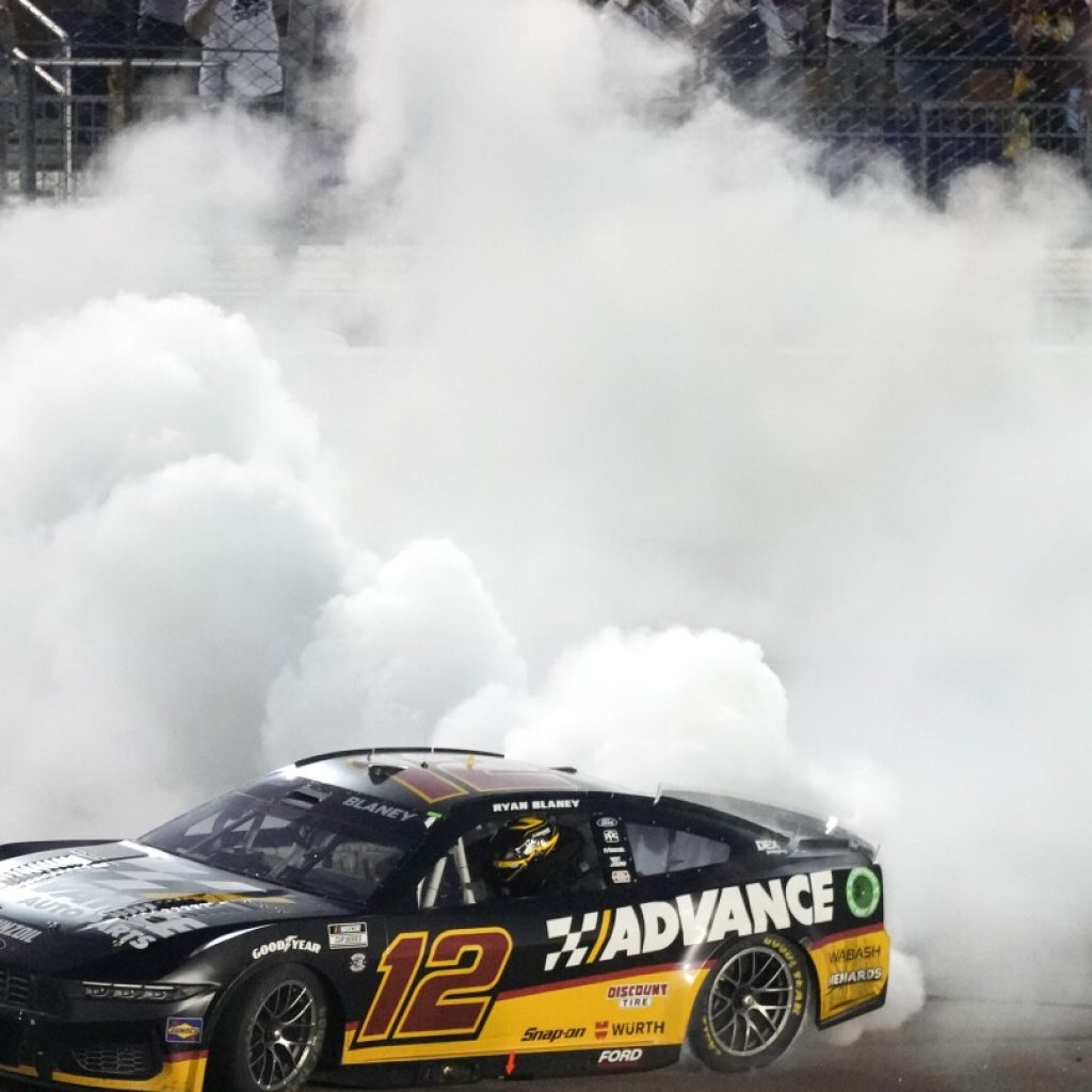 Ryan Blaney wins inaugural NASCAR Cup Series race at Iowa Speedway