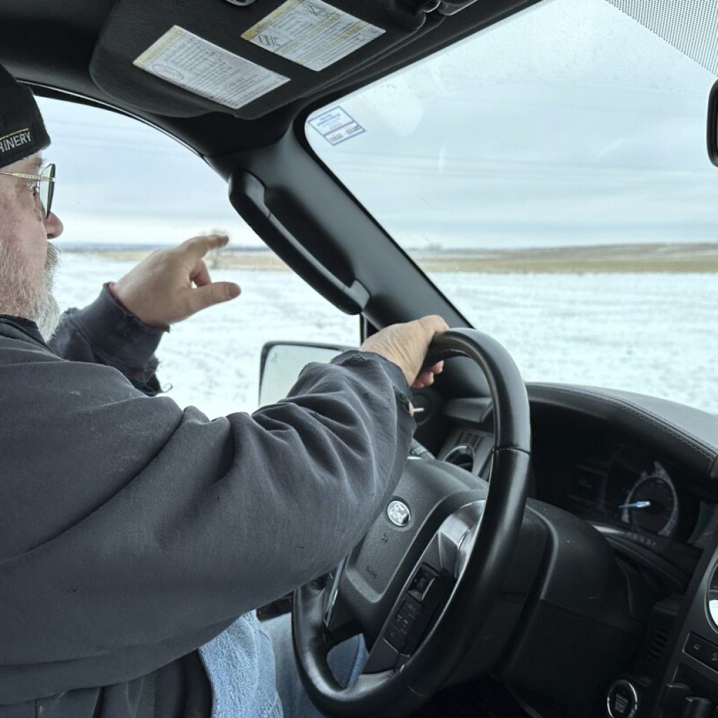 Biofuel groups envision ethanol-powered jets. But fueling the effort has not been easy