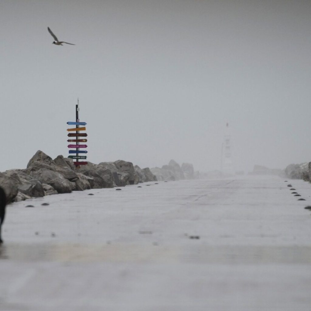 Alberto, season’s first named tropical storm, dumps rain on Texas and Mexico, which reports 3 deaths