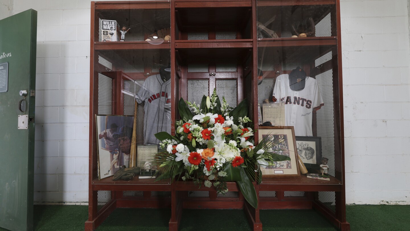 Celebrations honor Willie Mays and Negro League players ahead of MLB game at Rickwood Field