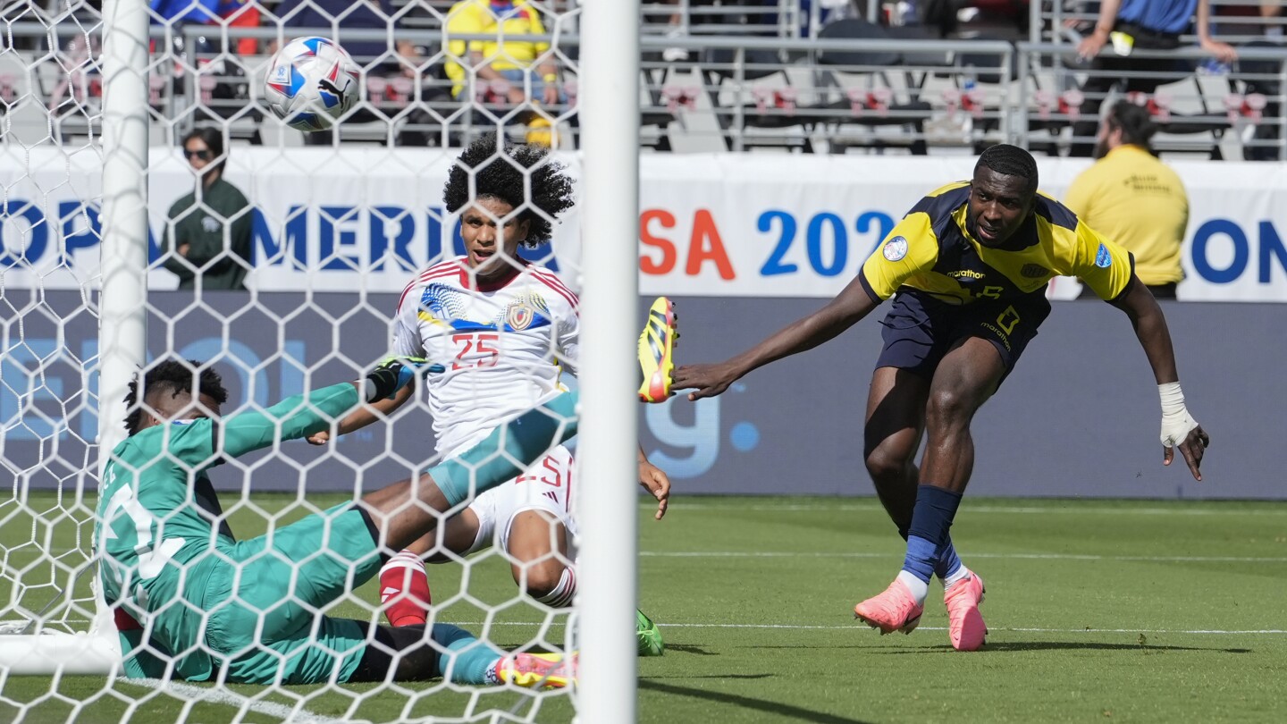 Cádiz, Bello each score a goal, Venezuela beats short-handed Ecuador 2-1 at Copa America