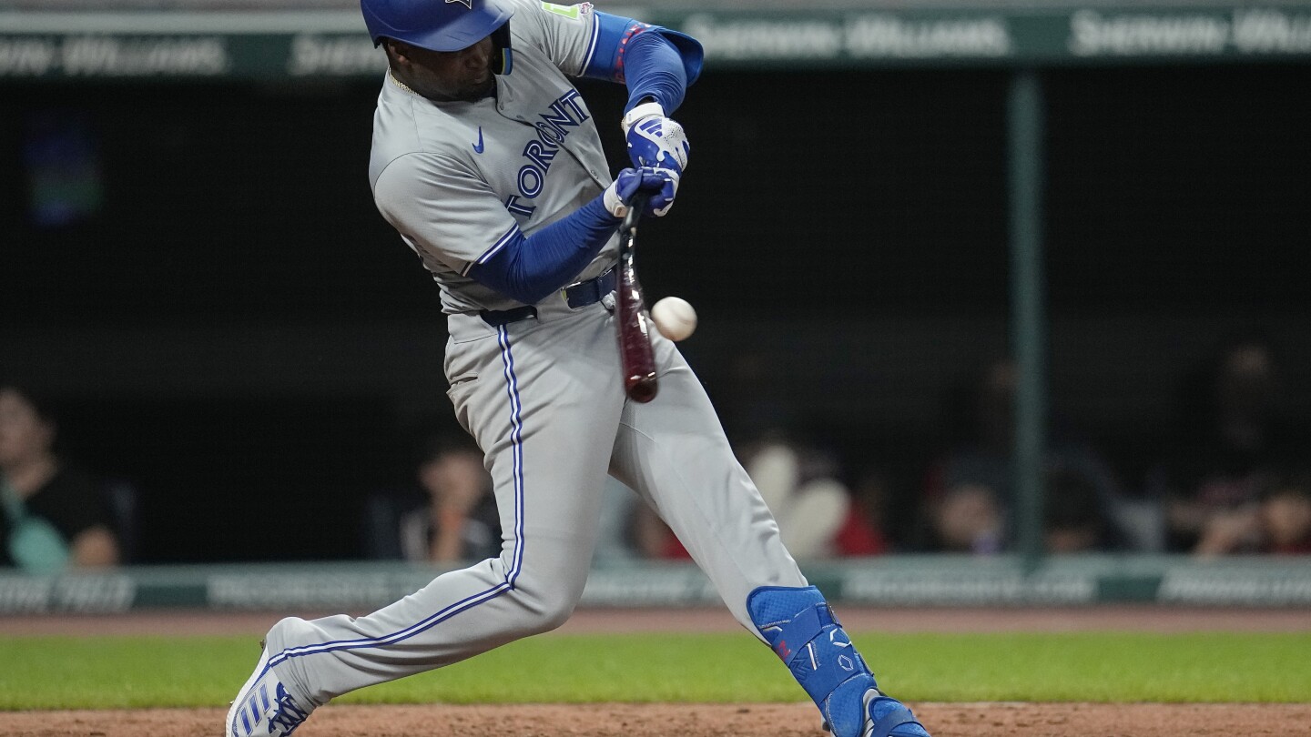 Blue Jays’ Orelvis Martínez gets 80-game drug suspension, 2 days after his major league debut