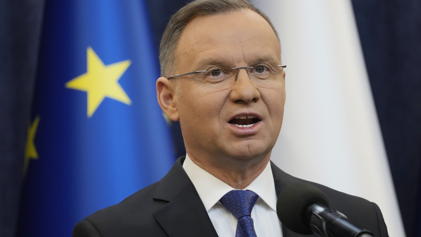 Leader of NATO member Poland visits China, expecting to talk to Xi about Ukraine