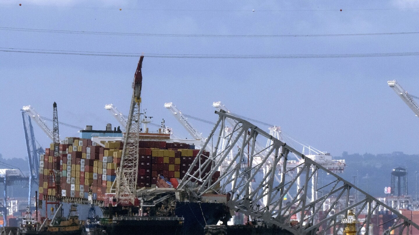 Dali cargo ship leaves Baltimore for Virginia, nearly 3 months after bridge collapse