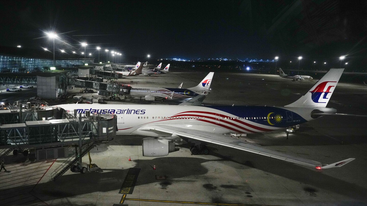 Korean Air, Malaysia Airlines flights disrupted by pressurization problems