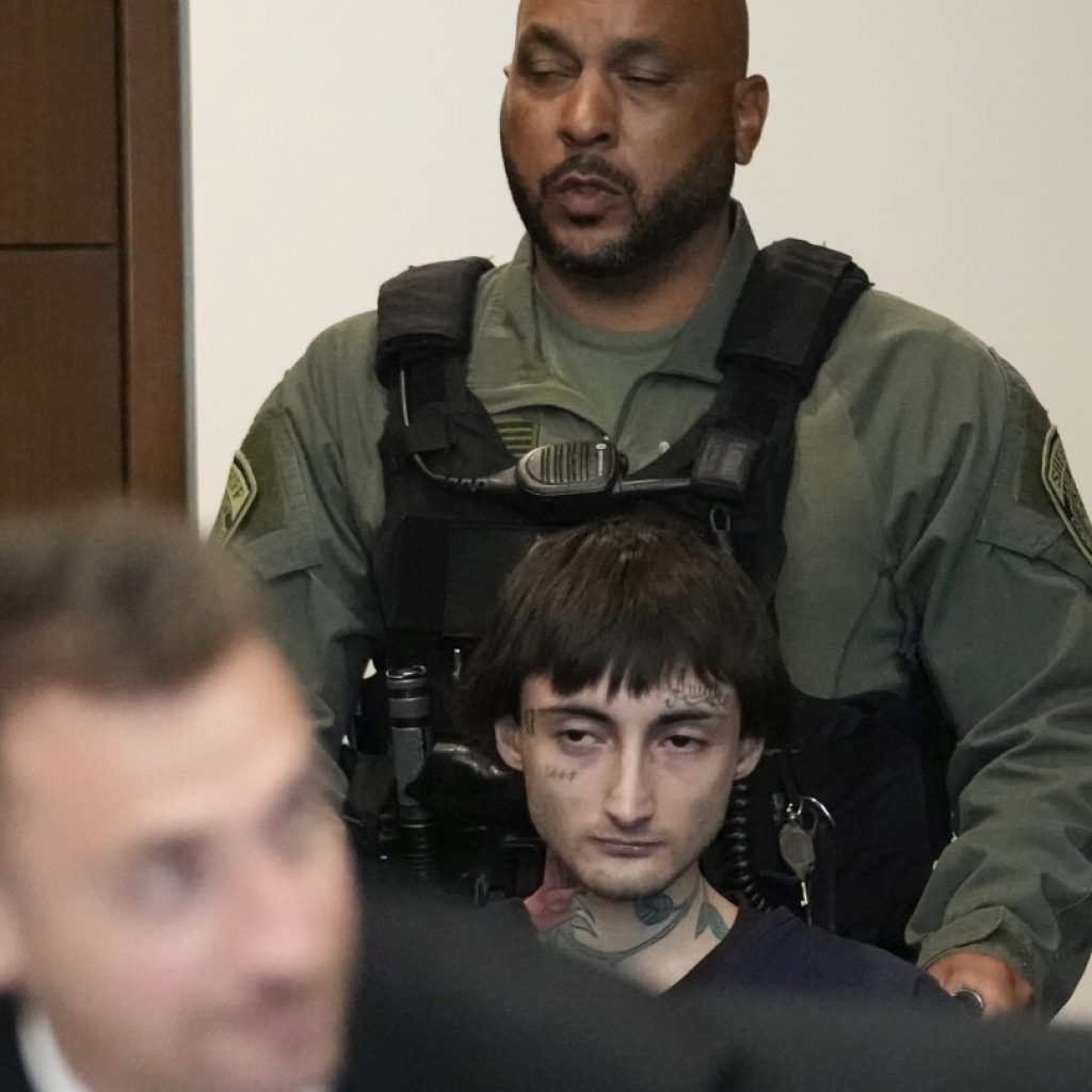 Illinois man rejects deal to plead guilty to 7 murder charges in shooting at 2022 July Fourth parade