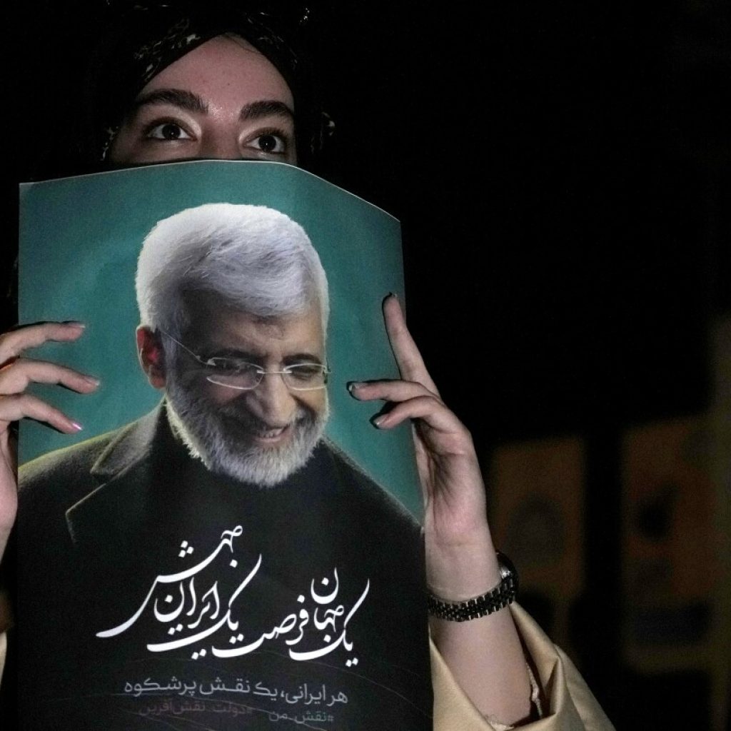 First candidate drops out of Iran presidential election, due to take place Friday amid voter apathy