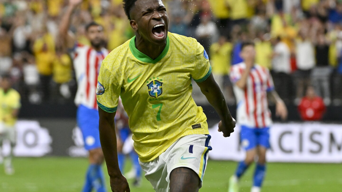 Junior scores twice to lead Brazil to 4-1 win over Paraguay in Copa America group stage