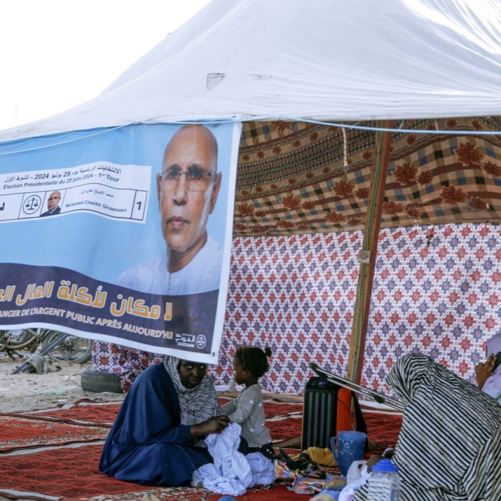 Mauritanians vote for president with the incumbent ally of the West favored to win