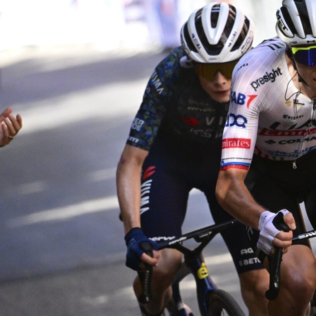 Pogacar takes the yellow jersey in the 2nd stage of the Tour de France. Only Vingegaard can keep up