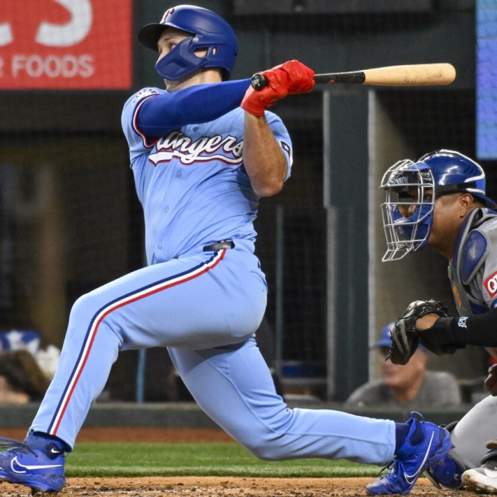 Texas Rangers rookie Wyatt Langford becomes the 1st major leaguer to hit for the cycle in 2024