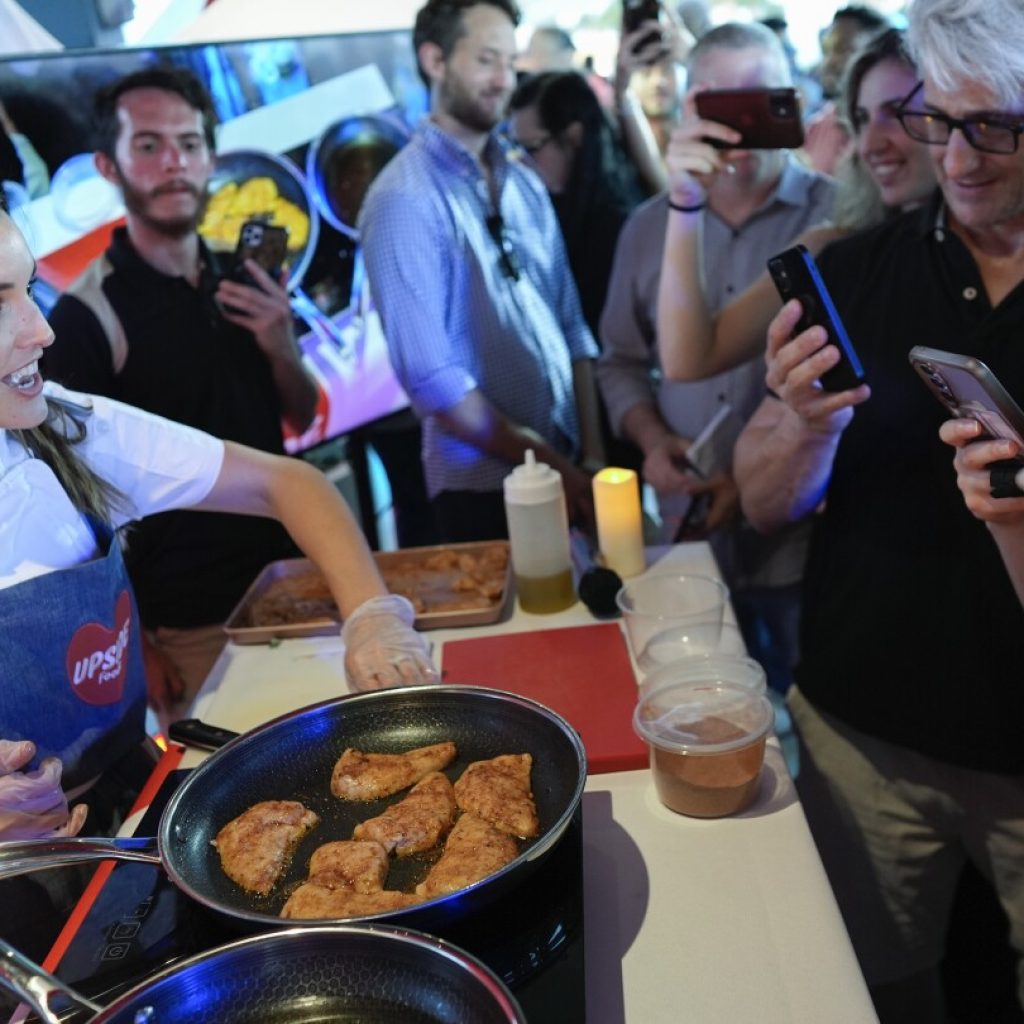 ‘Lab-grown’ meat maker hosts Miami tasting party as Florida ban goes into effect