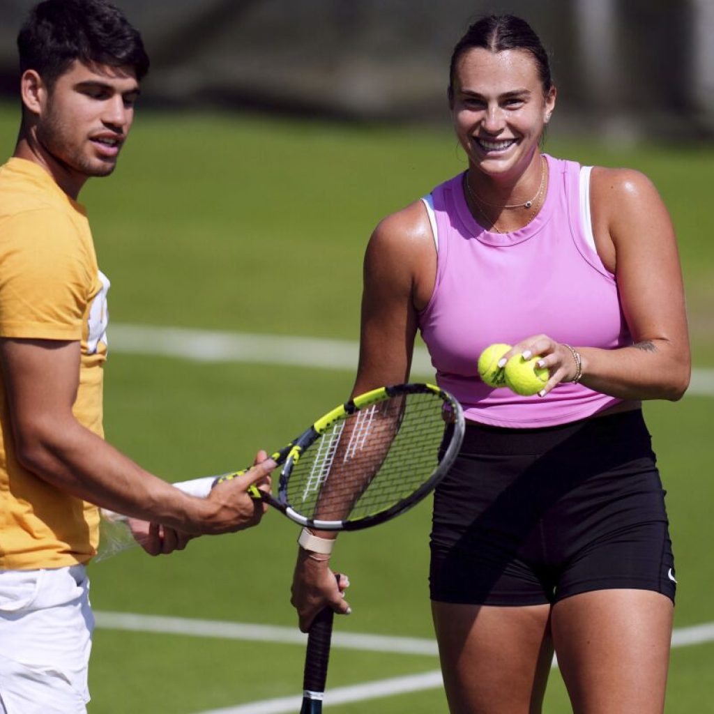 Aryna Sabalenka withdraws from Wimbledon with a shoulder injury