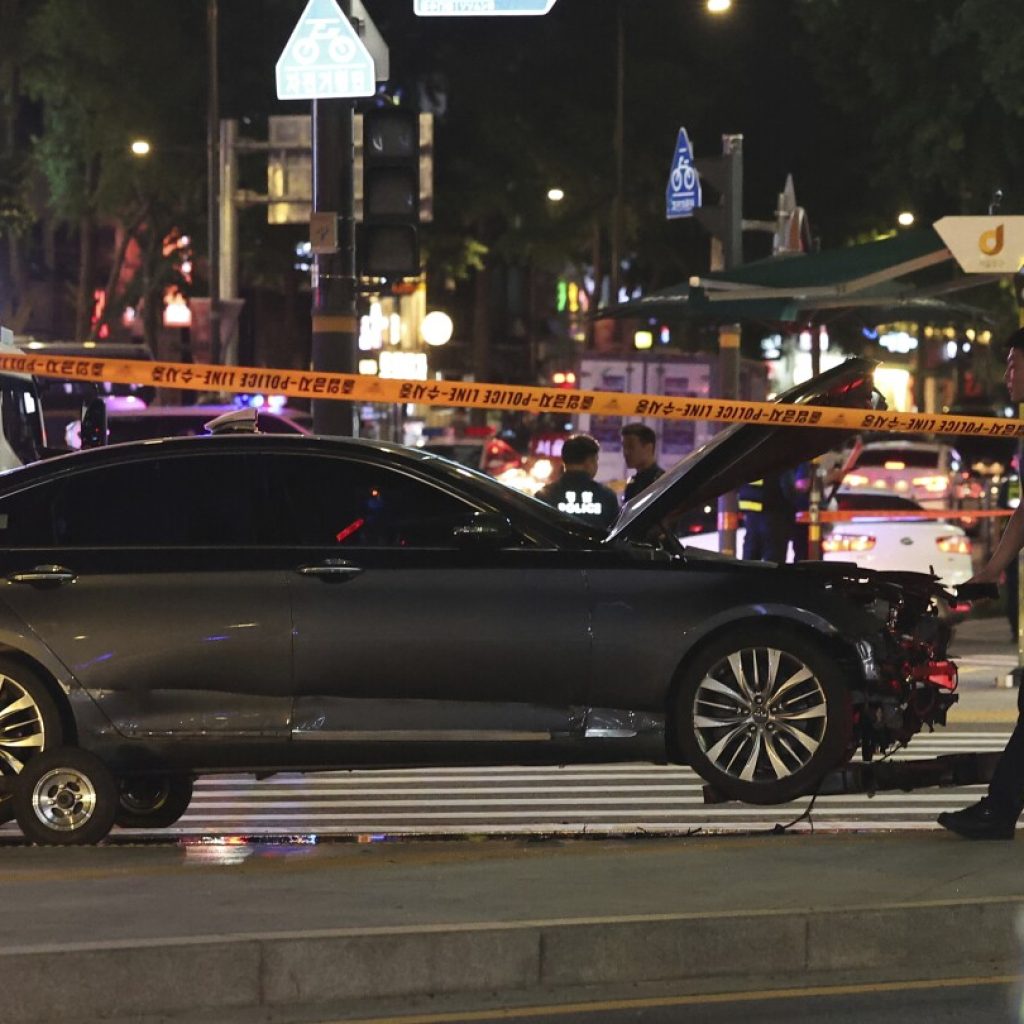 A car hits pedestrians in central Seoul, killing 9 and injuring 4
