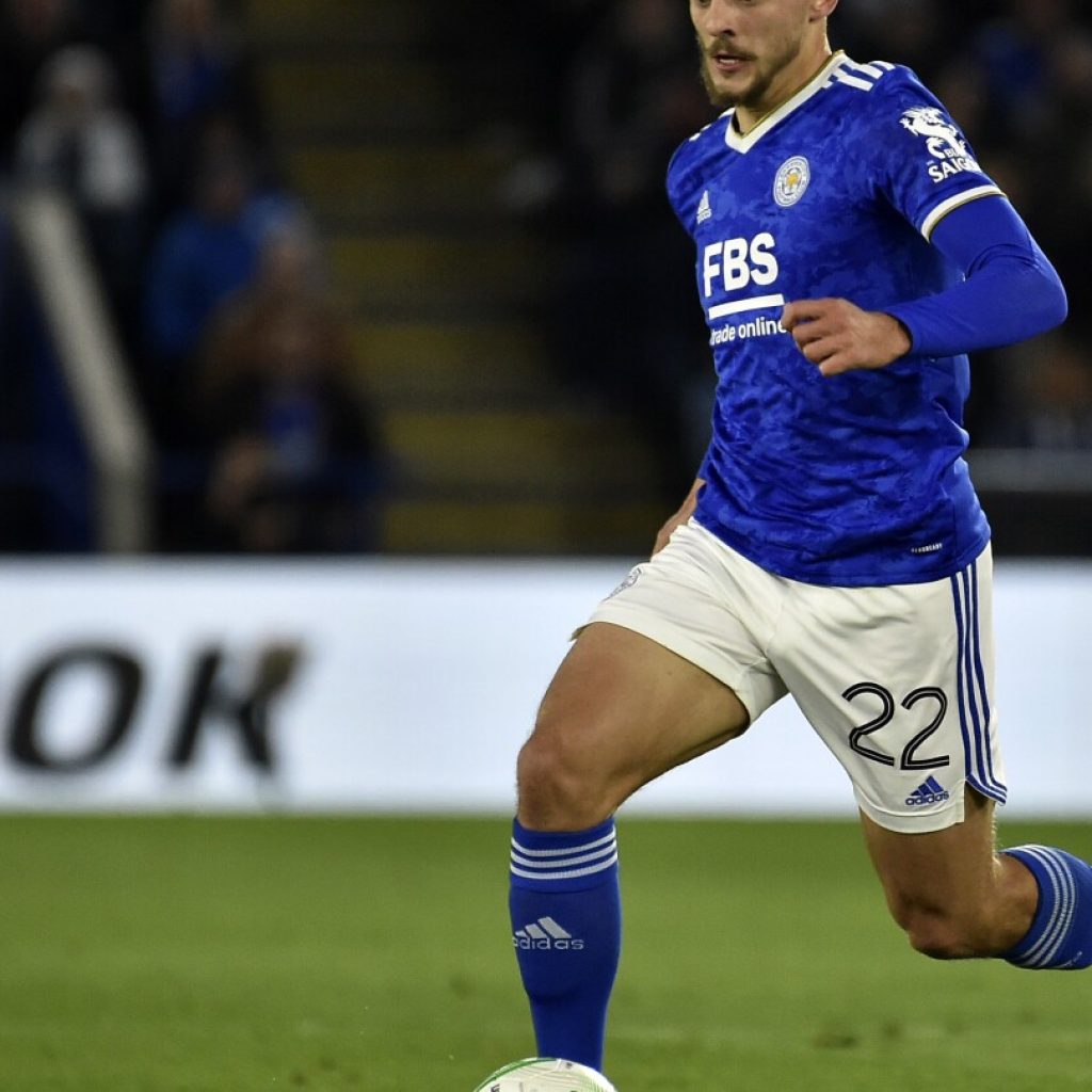 Chelsea signs Kiernan Dewsbury-Hall from Leicester City