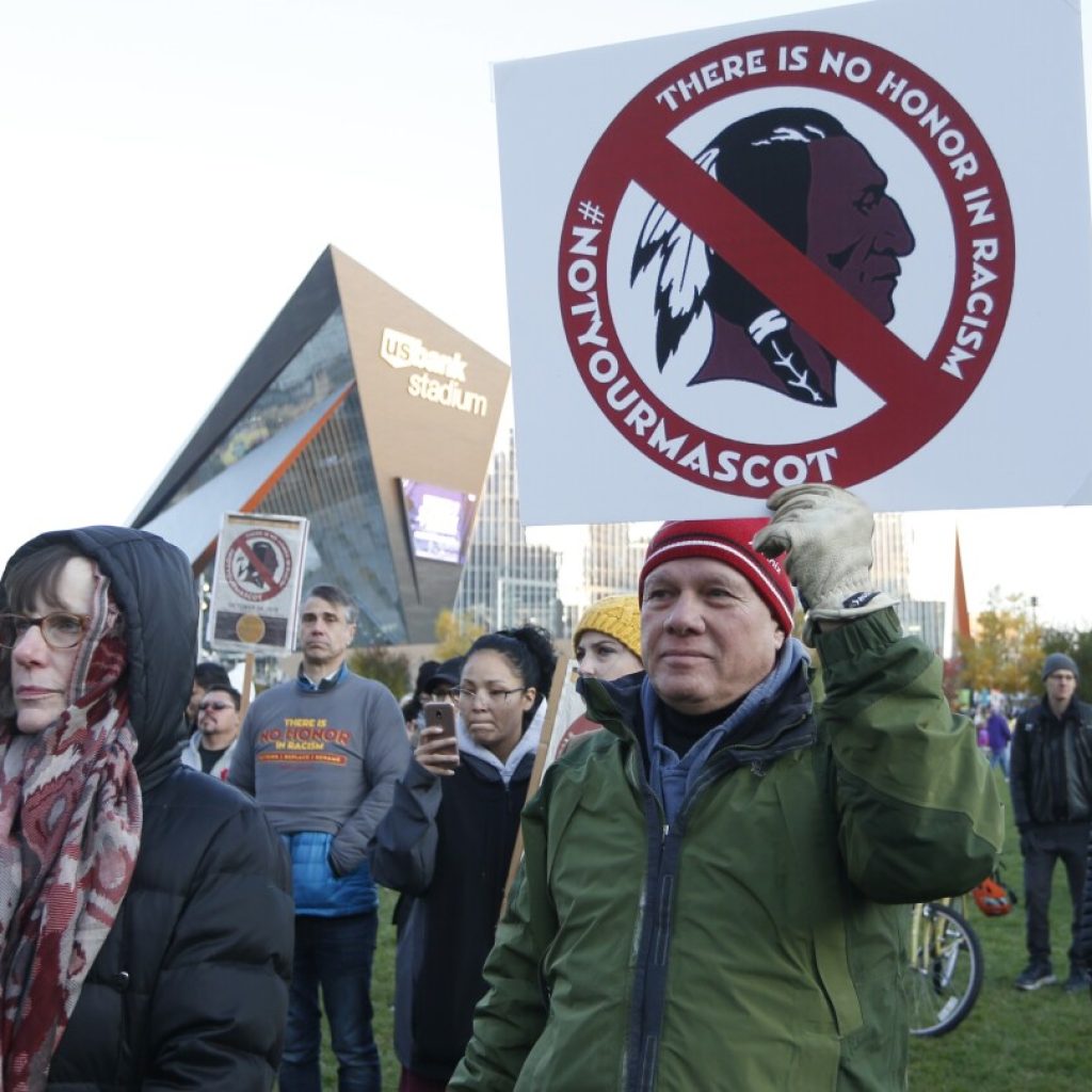 Senator wants Washington Commanders to pay tribute to an old logo that offends many Indigenous