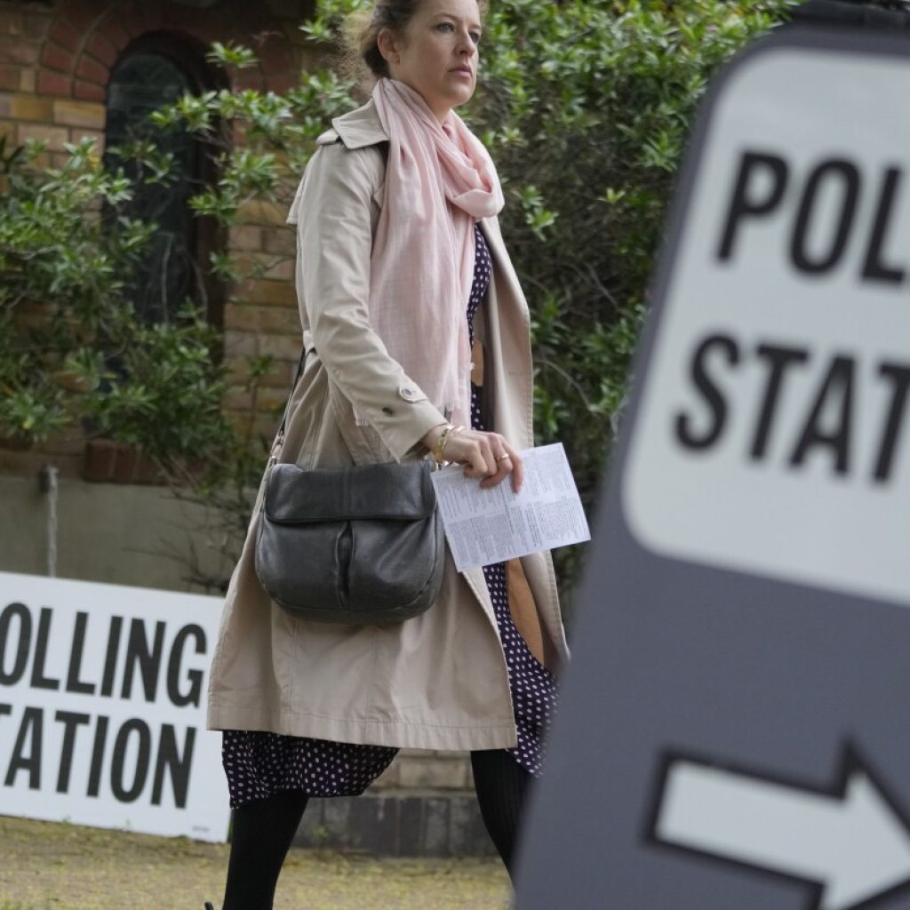 In the UK election campaign’s final hours, Sunak battles to the end as Labour’s Starmer eyes victory