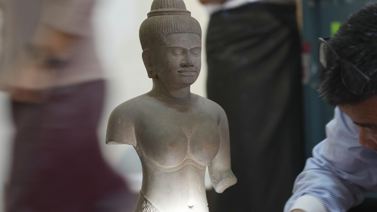 Cambodia welcomes the Metropolitan Museum’s repatriation of statues looted over decades of turmoil