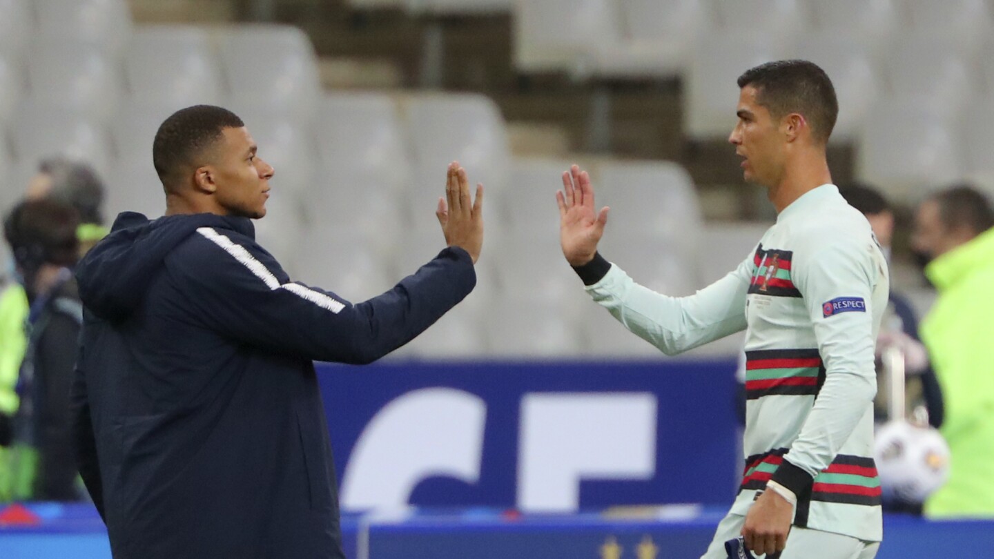 Mbappé praises ‘legend’ Ronaldo and urges France to support Griezmann in ‘tough spell’ at Euro 2024