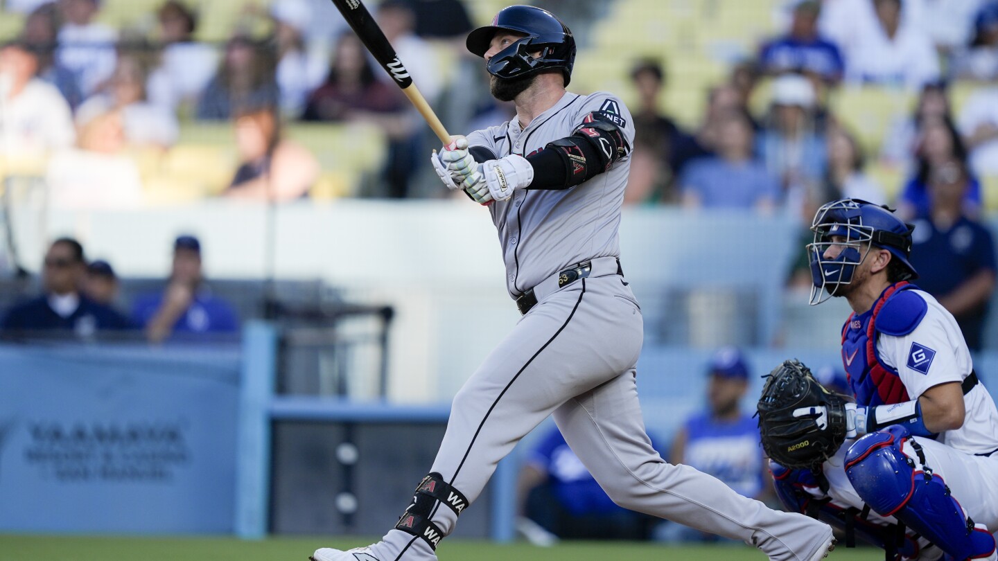 Diamondbacks’ Christian Walker continues his Dodger Stadium rampage, hitting 2 more homers