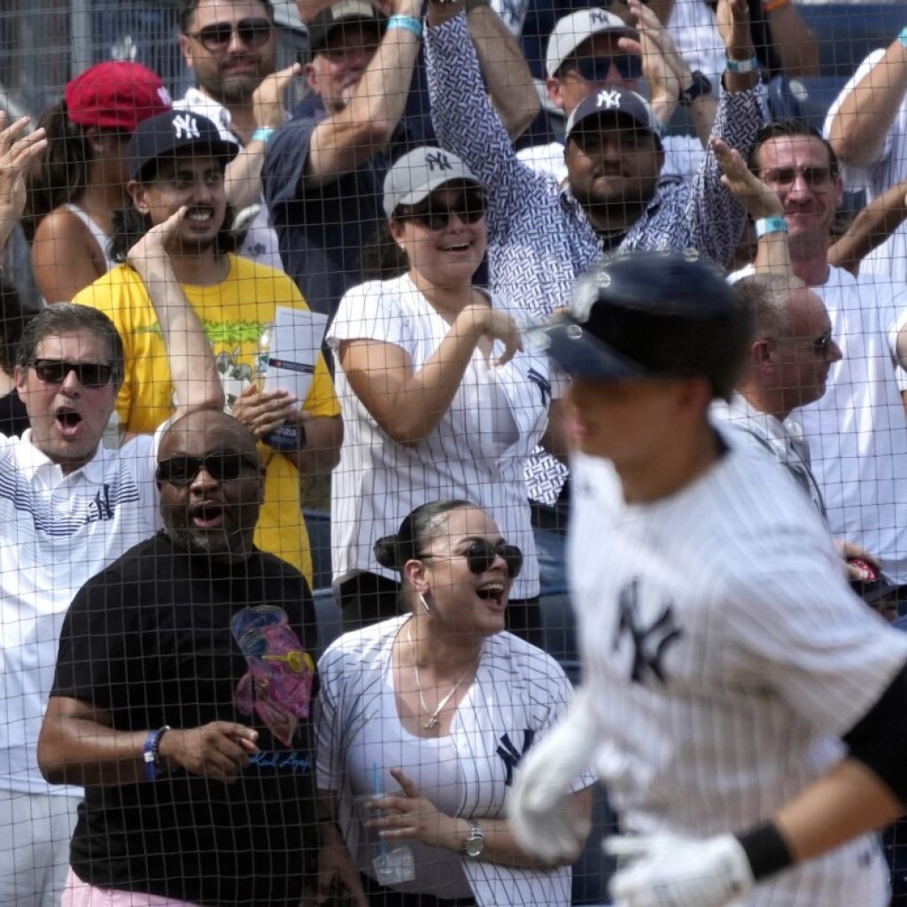 Ben Rice becomes 1st Yankees rookie to hit 3 homers in a game in a 14-4 rout of Red Sox