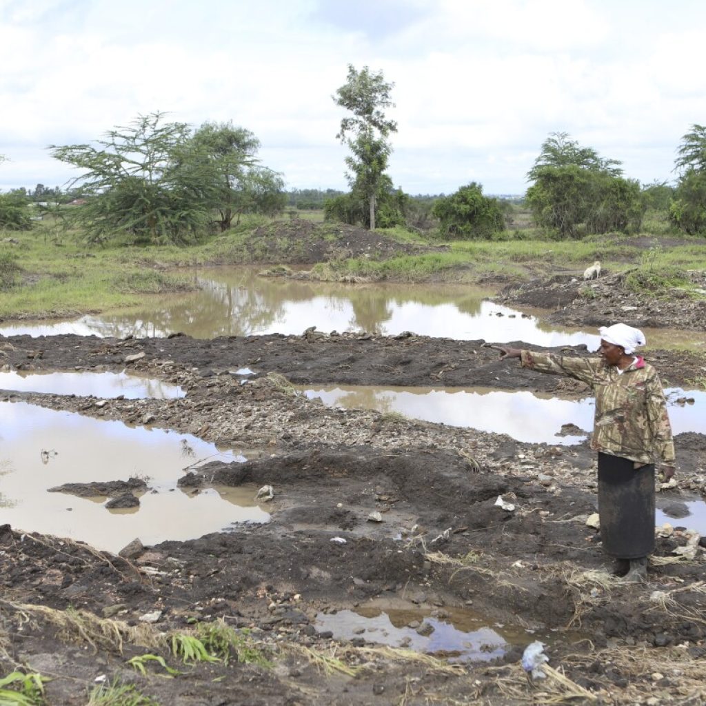 Kenya’s dramatic flooding sweeps away a central part of the economy: Its farms