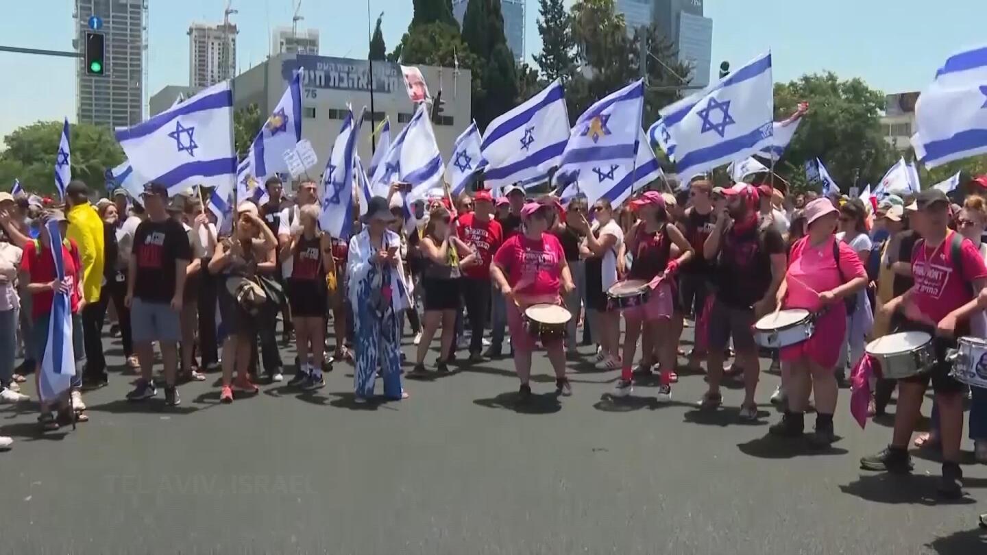 Protesters block roads in Tel Aviv and Jerusalem as they mark nine months since start of Gaza war | AP News