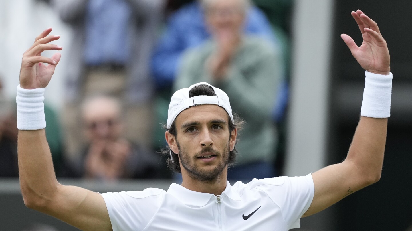 Lorenzo Musetti makes adjustments to reach Wimbledon quarterfinals