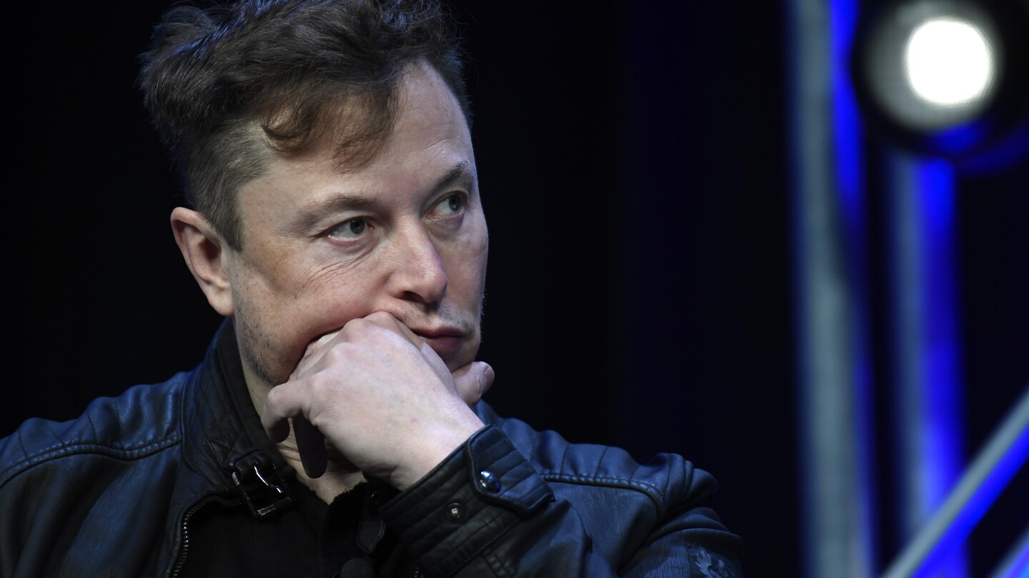 Judge who nixed Musk’s pay package hears arguments on massive fee request from plaintiff lawyers