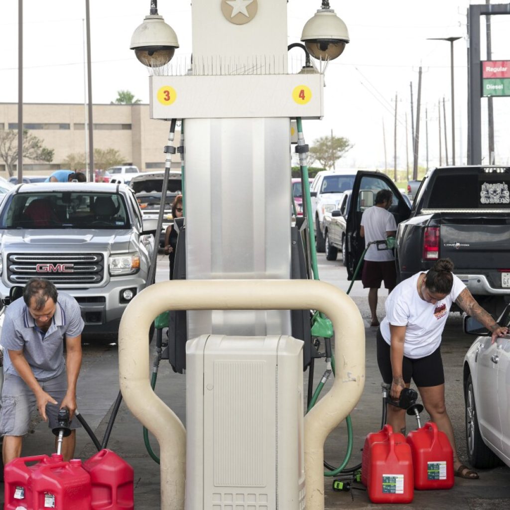 Houston residents left sweltering after Beryl with over 1.7 million still lacking power