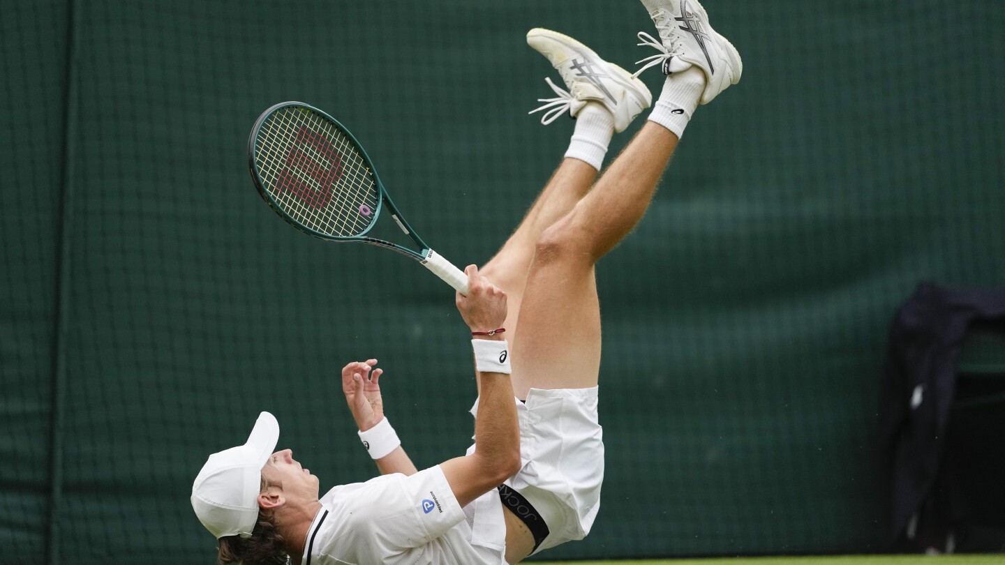 Injures are adding up at Wimbledon and determining the outcomes of matches