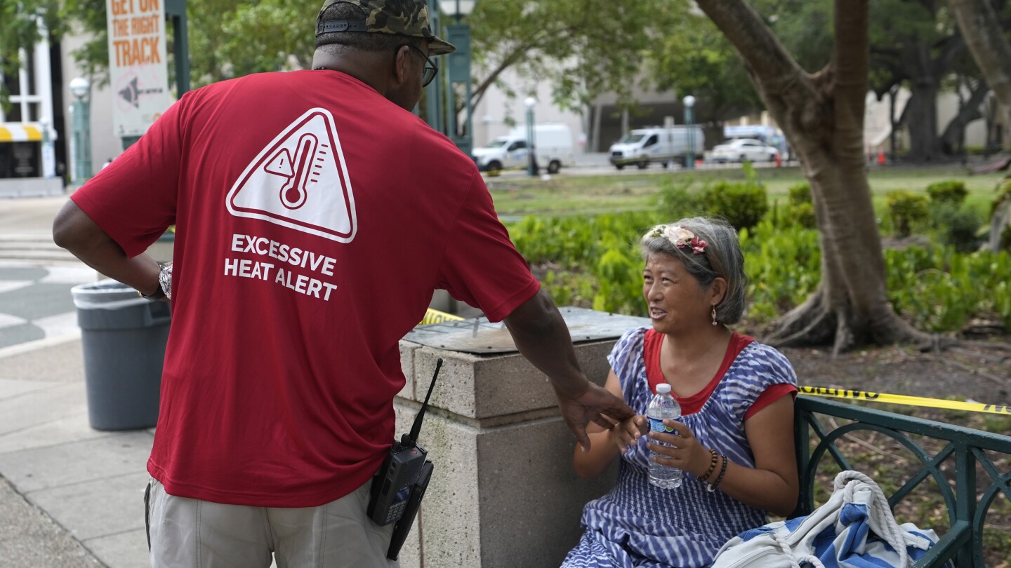 Here’s what seems to work in Miami to keep deaths down as temperatures soar