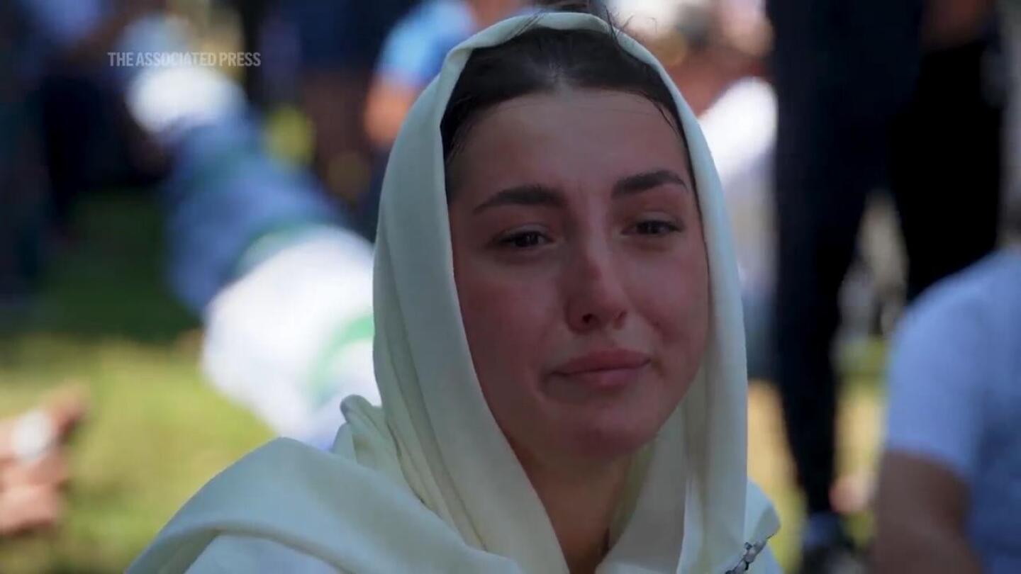 Thousands mark 1995 Srebrenica genocide which is denied by Serbs, fueling ethnic tensions in Bosnia | AP News