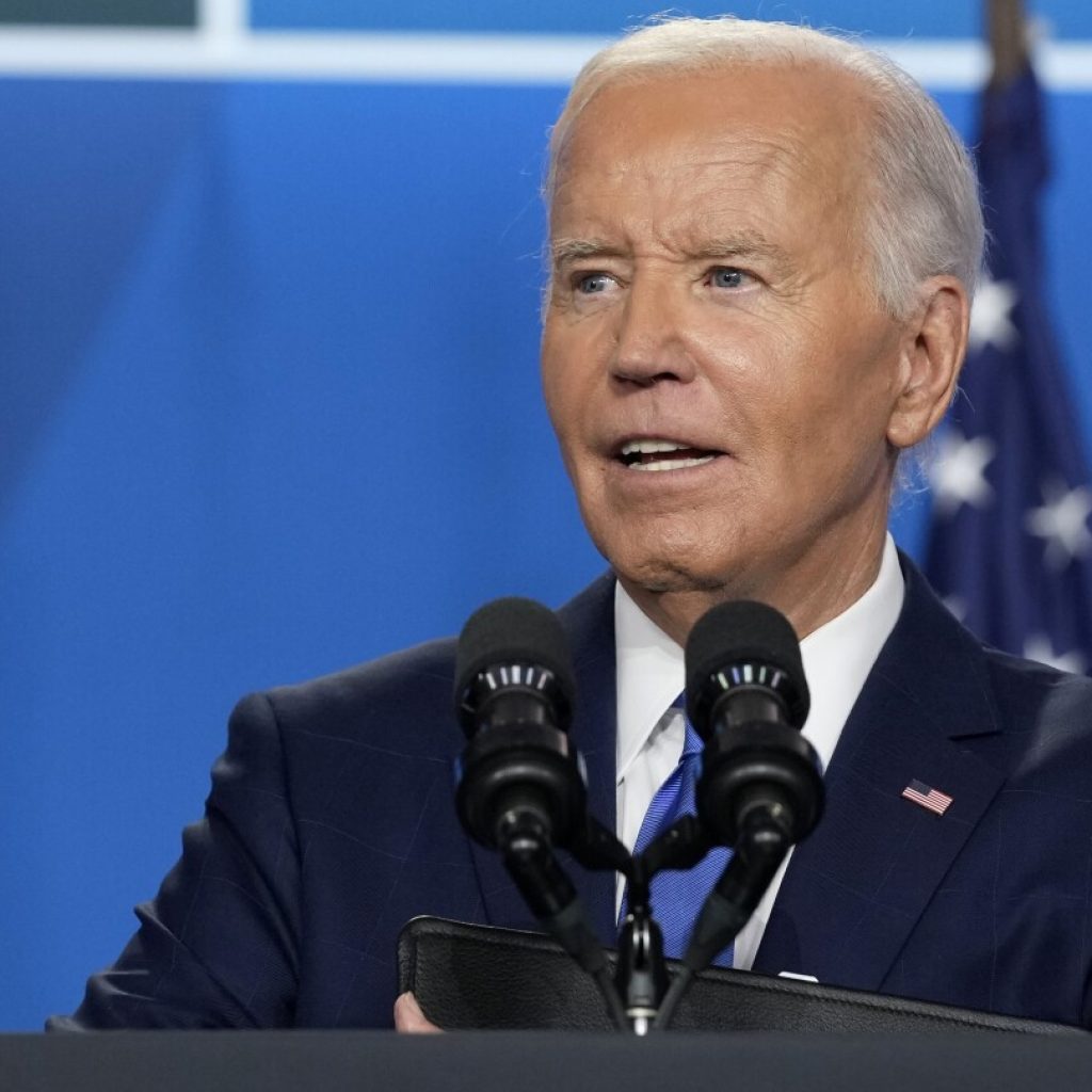 Live updates: Biden back on campaign trail after news conference | AP News