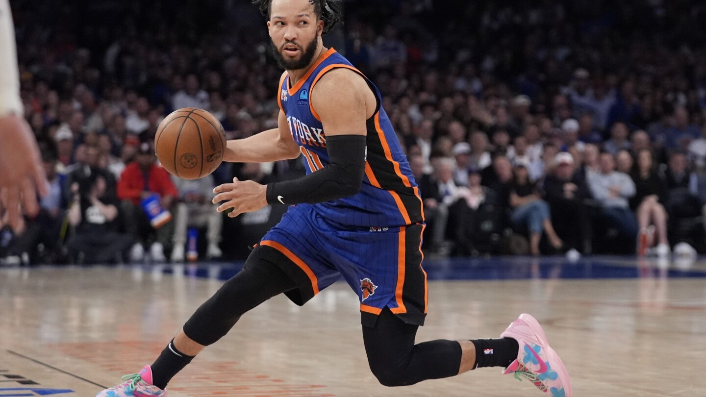 Jalen Brunson agrees to a four-year, $156.5 million extension with Knicks, AP source says