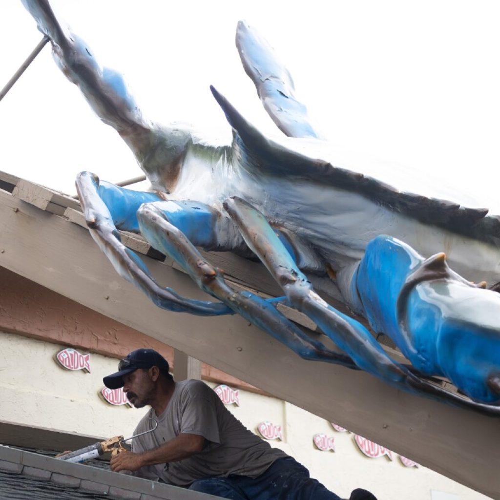 In beachy Galveston, locals buckle down without power after Beryl’s blow during peak tourist season